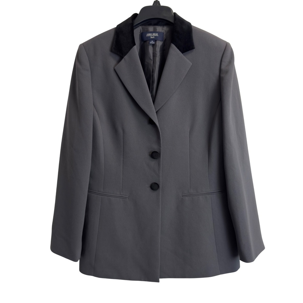Jones Wear Suit Womens 10 Gray Blazer Black Velvet Collar Button Front Jacket